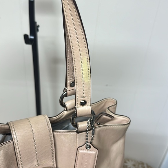 Coach SoHo Bag F18751 Pale Pearl Pink - Picture 8 of 14